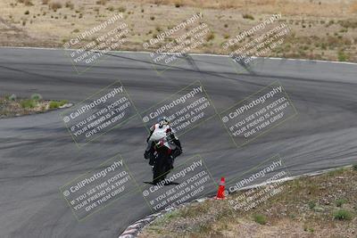 media/Apr-20-2025-AHRMA (Sun) [[393a79c373]]/Race/Group 4/Turn 4b/